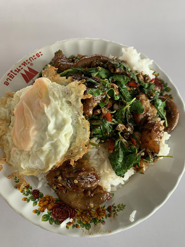 เนื้อต้มวงเวียนไก่&เบิร์ดหยกหมูกะทะ - เมือง