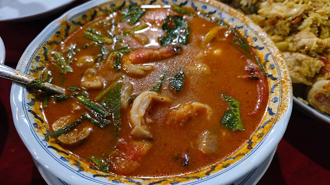 Opinii despre No.6 Restaurant Up The Hill în อำเภอกะทู้ - การบริการอาหารและที่พัก