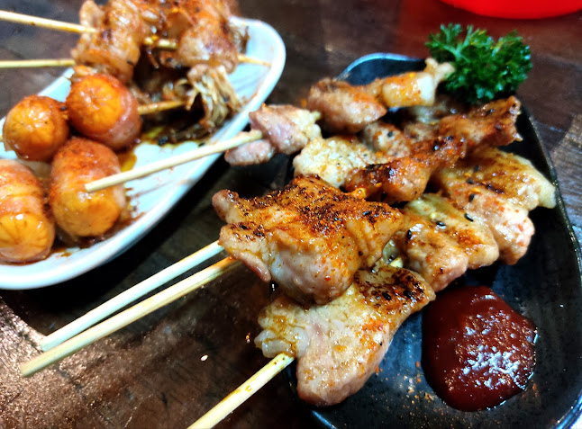 ISAKAYA SUKHOTHAI - การบริการอาหารและที่พัก