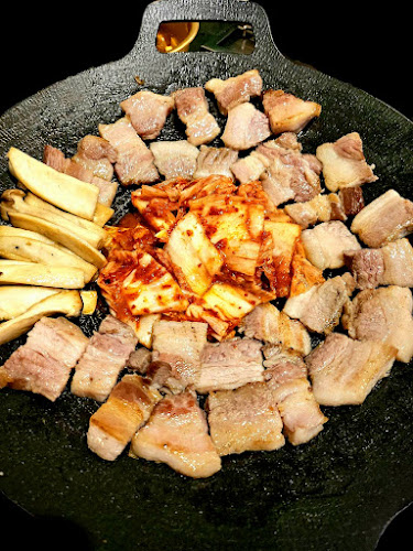 Comentarii opinii despre ยังโกะชี mr.양꼬치 mr.yangkkochi