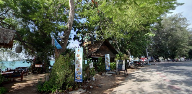 44, Beach, 1 Viset Rd, ตำบล ราไวย์ Phuket, ภูเก็ต 83100