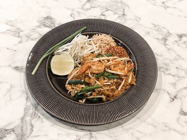 Opinii despre ลา พิคโคล่า คาเฟ่ แอนด์ เรสเตอรรอง în อำเภอกะทู้ - การบริการอาหารและที่พัก