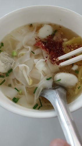 ร้านก๋วยเตี๋ยวเจ้หลั่น