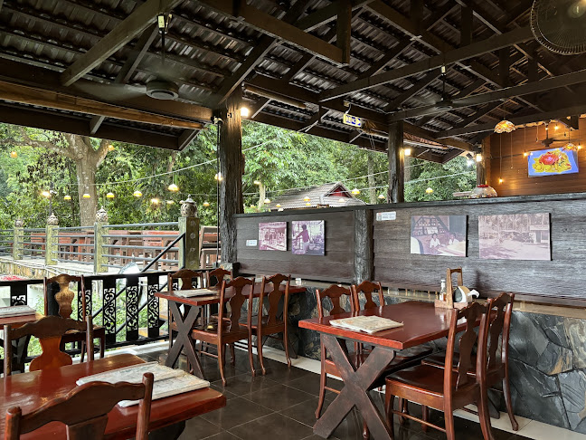 No.6 Restaurant Up The Hill - อำเภอกะทู้