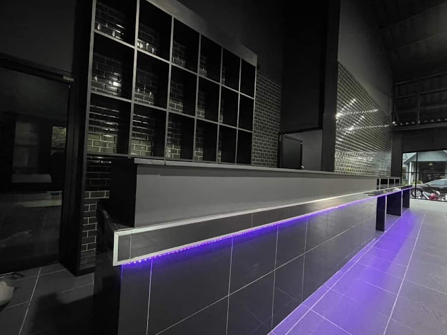 Up'tatus Hatyai อัพเตตัส หาดใหญ่ - การบริการอาหารและที่พัก