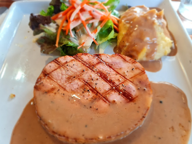 WC6G+42R ถ. บางกรวย - ไทรน้อย ตำบลโสนลอย อำเภอบางบัวทอง นนทบุรี 11110