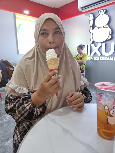 Mixue - เนินพลับหวาน - การบริการอาหารและที่พัก