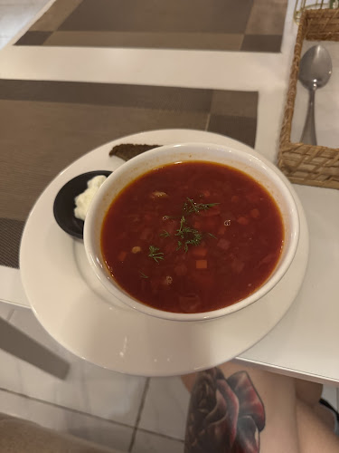 Vkus Est - การบริการอาหารและที่พัก