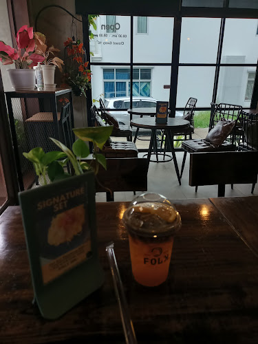 Comentarii opinii despre Folk Café Phuket