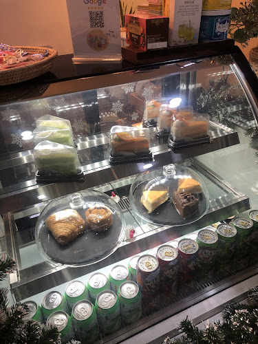 Shalala Cafe' X Studio (ชาลาล่า คาเฟ่) - Samut Prakan