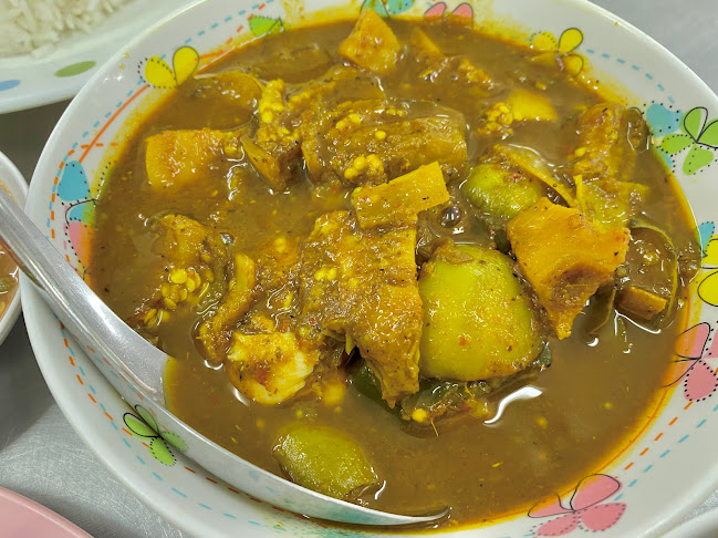 น้องมิว อาหารปักษ์ใต้ - การบริการอาหารและที่พัก