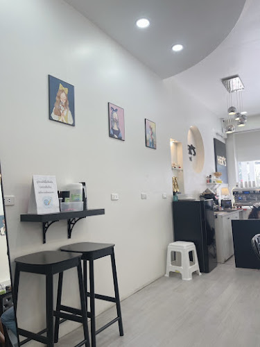 HER’S CAFE At Phetchabun - การบริการอาหารและที่พัก