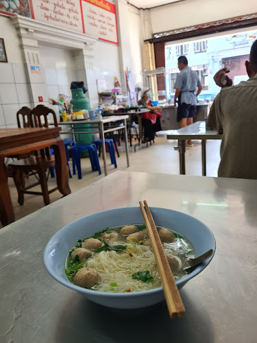 โอชารส ลูกชิ้นเนื้อ - อำเภอเมืองภูเก็ต