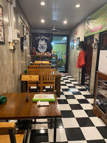 Comentarii opinii despre พิศมัยนิยม ชากังราว (Pitsamai Niyom Chakangrao)