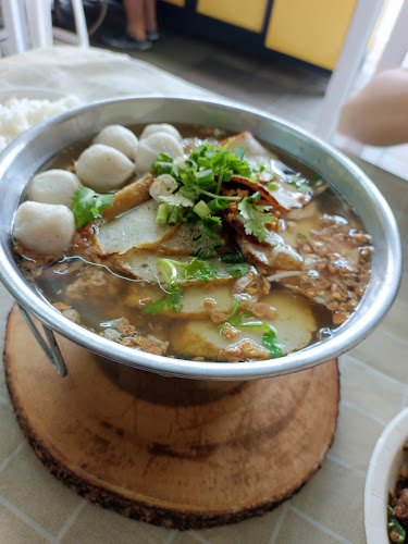 Opinii despre ก๋วยเตี๋ยวนายปั๋ม în อำเภอเมืองนครราชสีมา - การบริการอาหารและที่พัก