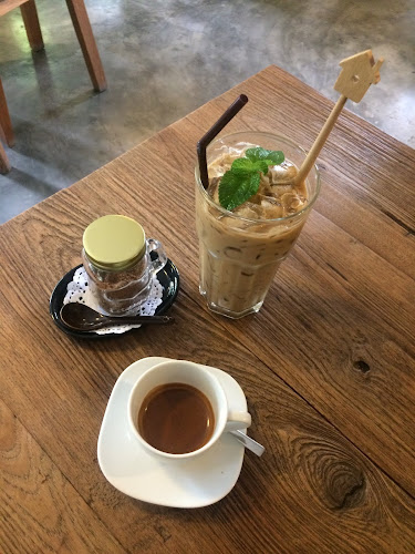 Comentarii opinii despre Rilak Cafe ลิลัค คาเฟ่