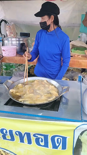 WV77+8Q8 พระตำหนัก 5 เมืองพัทยา อำเภอบางละมุง ชลบุรี 20150