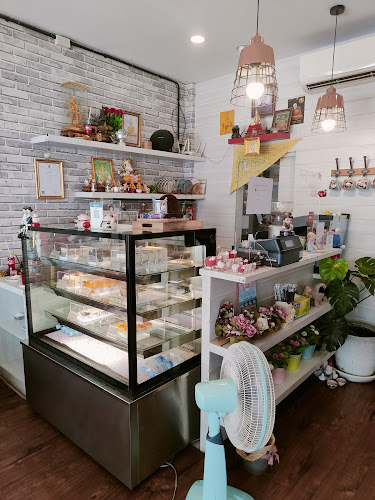 Tonaor Homemade & Cafe - การบริการอาหารและที่พัก