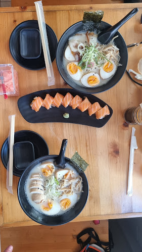 Opinii despre Kapi Sushi Box (Patong) în อำเภอกะทู้ - การบริการอาหารและที่พัก