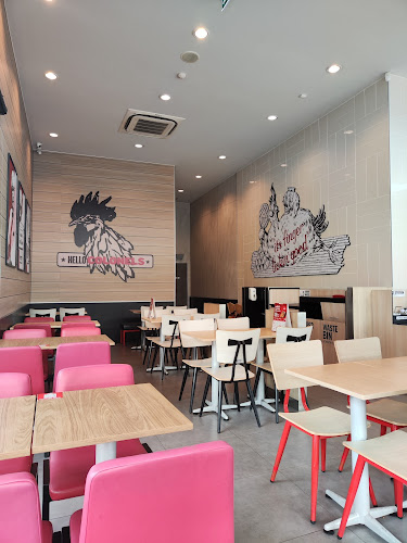 KFC - อำเภอบางเสาธง