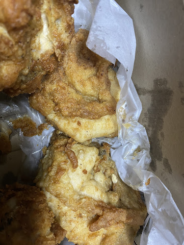 KFC ROBINSON CHANTHABURI - การบริการอาหารและที่พัก