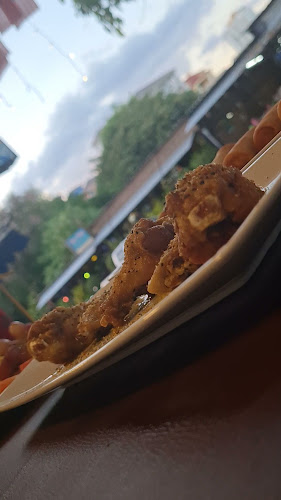 Comentarii opinii despre Kickin Chicken