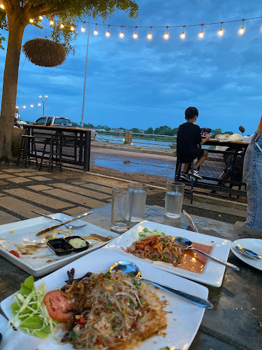 2 4 ถนน หลวง อำเภอเมือง อุบลราชธานี 34000