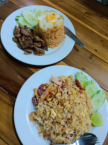Opinii despre ร้านกับข้าวกับปลา By ครัวเจริญตา în อำเภอเมืองภูเก็ต - การบริการอาหารและที่พัก