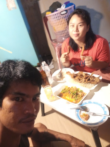 ร้านริมคลองสามพี่น้อง แหลมฉบัง - อำเภอบางละมุง