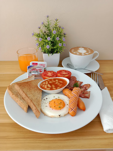 116 1 ถนน นาใน ตำบลป่าตอง อำเภอกะทู้ ภูเก็ต 83150