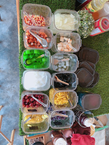 ร้านไผ่&แป้ง คาเฟ่ - การบริการอาหารและที่พัก