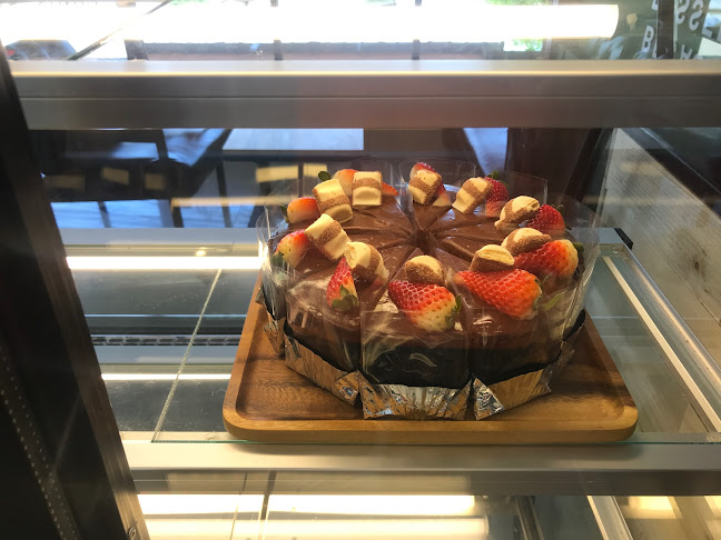 Opinii despre ROOM MADE by Nanphat în เมือง - การบริการอาหารและที่พัก