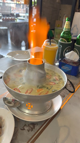 Baan Larb Restaurant - อำเภอกะทู้