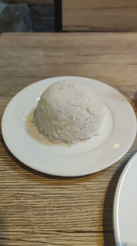 Phuket Indian Restaurant - การบริการอาหารและที่พัก