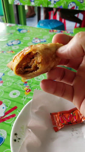 Laem Din Market ตลาดแหลมดิน - การบริการอาหารและที่พัก