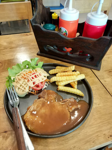 Comentarii opinii despre Famoso Cafe&Restaurant