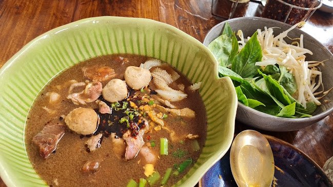 Opinii despre เส้นเสน่ห์ก๋วยเตี๋ยวเรือ în อำเภอเมืองตรัง - การบริการอาหารและที่พัก
