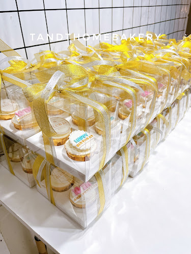 Comentarii opinii despre ทีแอนด์ทีโฮมเบเกอรี่