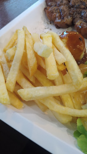 Opinii despre สเต็กอุบลฯ-บ้านอันดาสเต็กเฮ้าส์2 în อำเภอเมืองอุบลราชธานี - การบริการอาหารและที่พัก