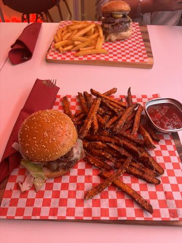 Smash Brothers - อำเภอบางละมุง