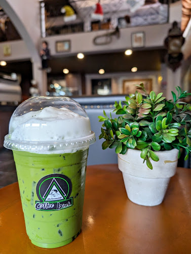 Opinii despre Coffee Bink Phitsanulok în เมือง - การบริการอาหารและที่พัก