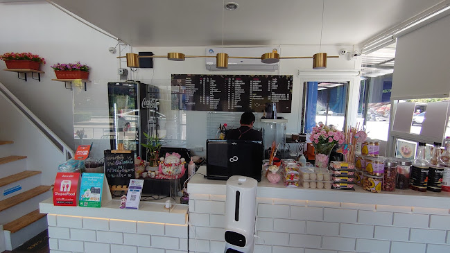 Opinii despre Saenruk CAFE' กาแฟ แสนรัก în อำเภอเมืองระยอง - การบริการอาหารและที่พัก