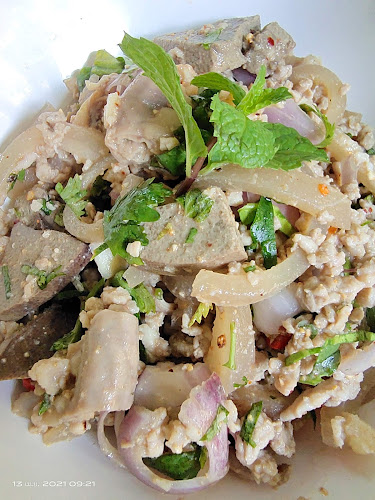 ไก่ต้มน้ำปลากาญจนา