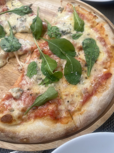 Opinii despre Cafe 101 în อำเภอกะทู้ - การบริการอาหารและที่พัก