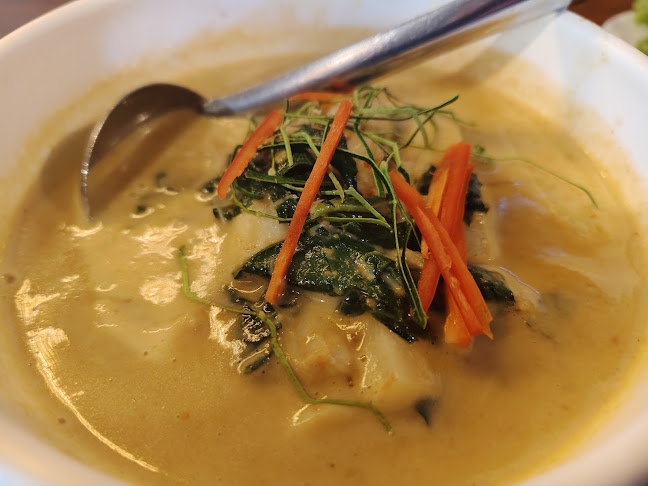 ร้านครัวหนองสมอ - การบริการอาหารและที่พัก