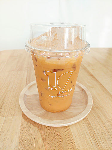 Opinii despre Ten slash coffee corner tenslash เท็นสแลช คาเฟ่นครปฐม în อำเภอเมืองนครปฐม - การบริการอาหารและที่พัก