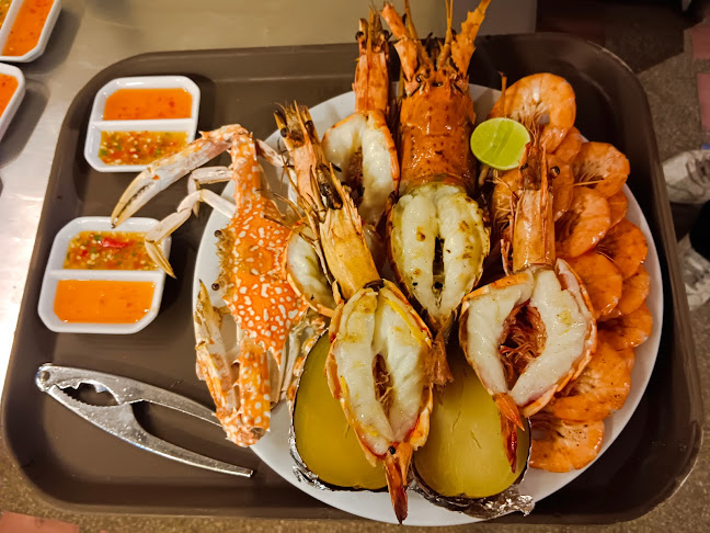 Opinii despre ลอบสเตอร์แอนด์พรอน în อำเภอเมืองภูเก็ต - การบริการอาหารและที่พัก