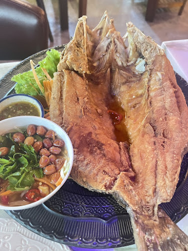 P4CC+QV8 ตำบลปากน้ำโพ อำเภอเมืองนครสวรรค์ นครสวรรค์ 60000