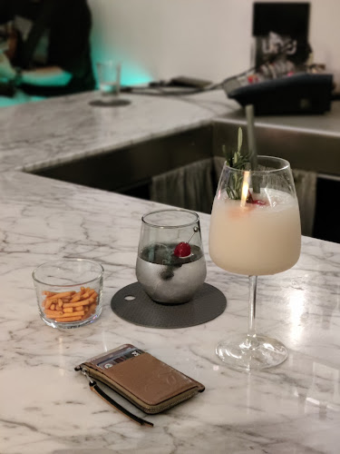 Noi bar Nakhonsawan - การบริการอาหารและที่พัก