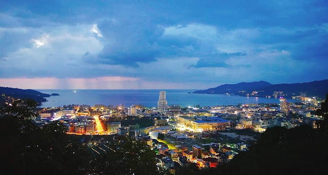 ป่าตอง ซันเซ็ท วิว เรสเตอร์รอง - การบริการอาหารและที่พัก